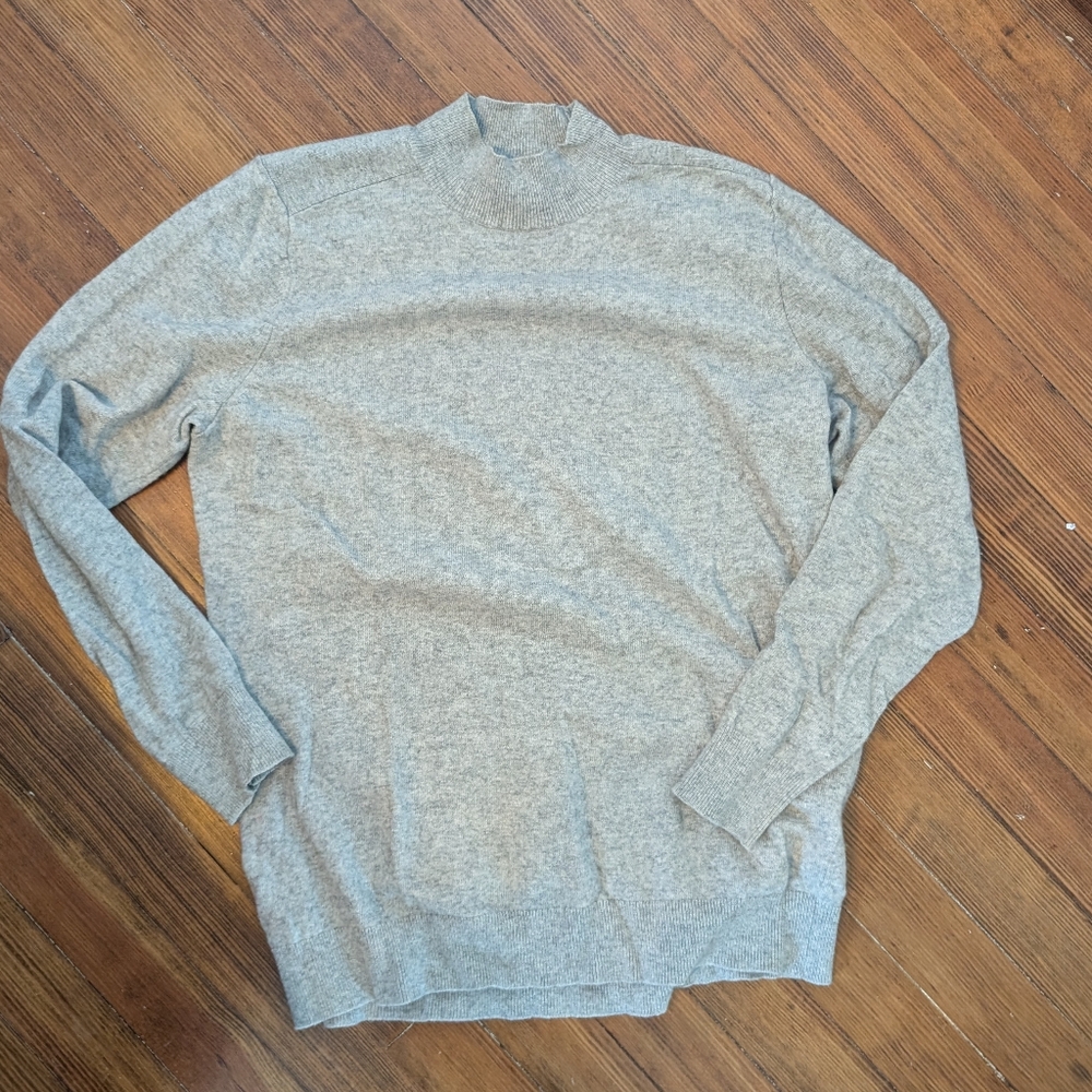 Banana Republic sweater by Filpucci